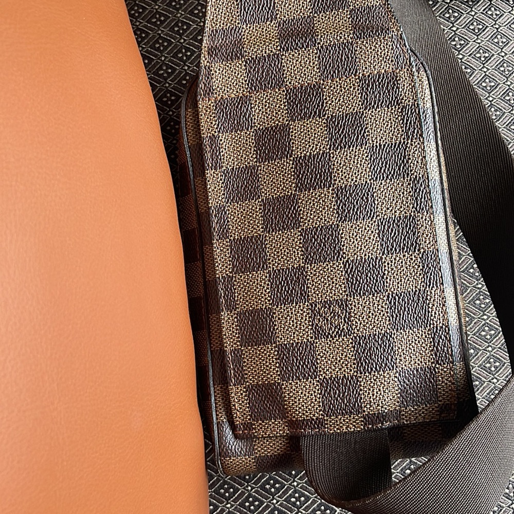 LIKE NEW LOUIS VUITTON DAMIER EBENE BROWN CANVAS GERONIMOS BAG CA1022 N51994 - Picture 6 of 17